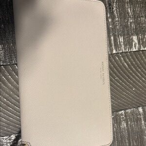 Henri Bendel Ivory Zip-Around Wallet